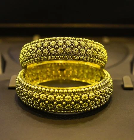 Lac Bangles